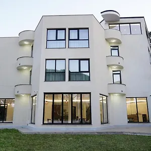 https://the-honeycomb-boutique-hotel.albaniahotels.org